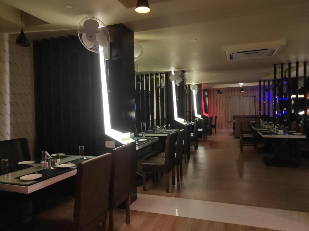 Hotel Paradise - Biswanath Chariali Bishnath Exteriör bild
